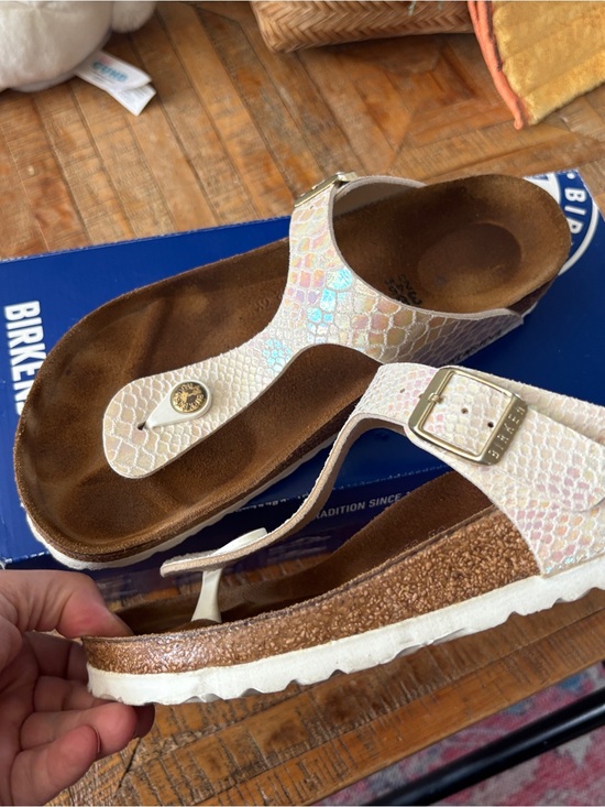 Birkenstock Shoes - Birkenstock Iridescent Pearl Gizeh Thong Sandal